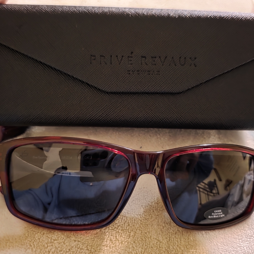 Privé Revaux Women's Red Sunglasses